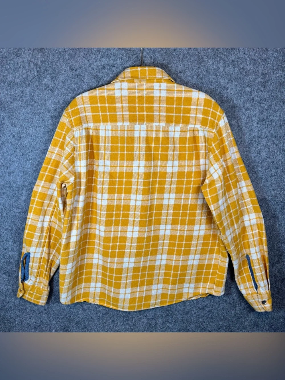 True Religion Yellow White Plaid Flannel Shirt Men’s XL Long Sleeve Button Up